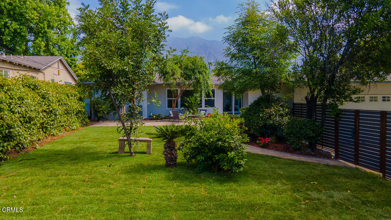 3720 Newhaven Road Pasadena, CA 91107 - Photo 32 of 37 3720_NEWHAVEN_EXT_OTHERMLS (5 of 9)