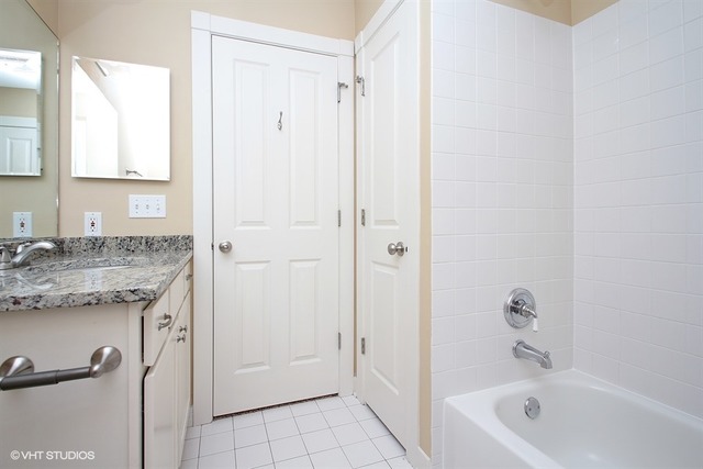 1493 Potawatomi Road Grayslake, IL 60030 - Photo 13 of 20