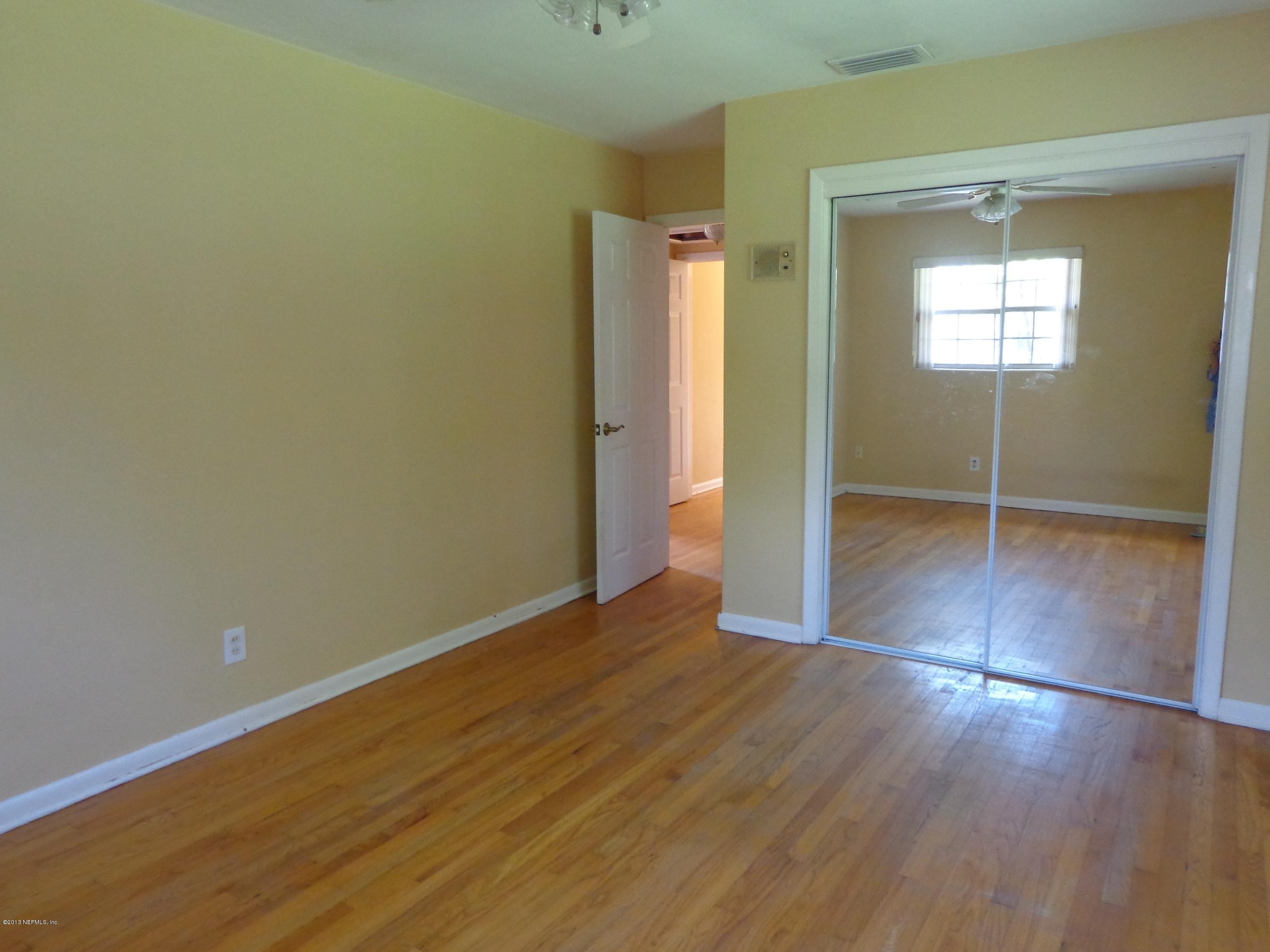 2441 Randy Road Jacksonville, FL 32216 - Photo 23 of 41 Bedroom 2