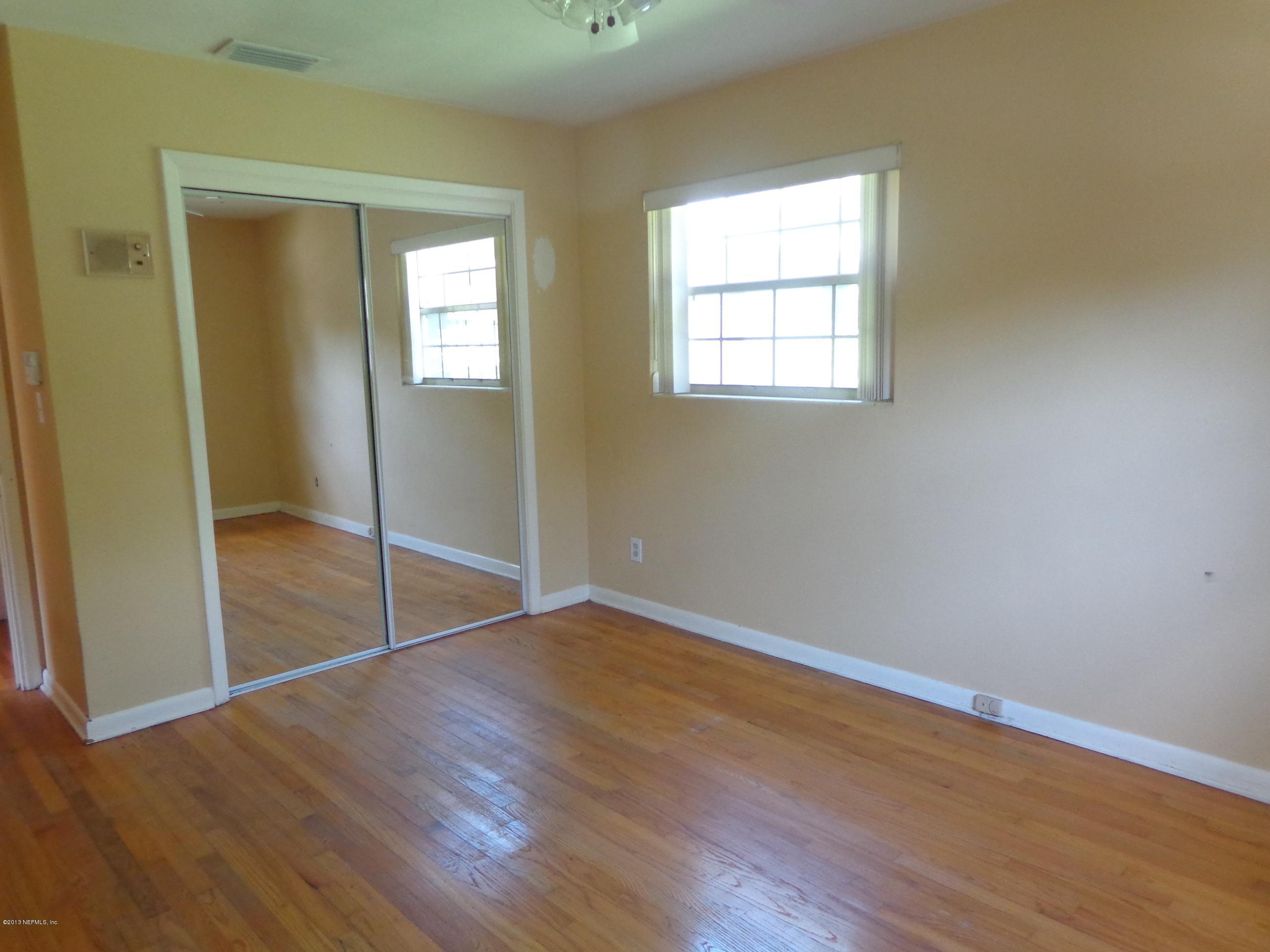 2441 Randy Road Jacksonville, FL 32216 - Photo 25 of 41 Bedroom 2