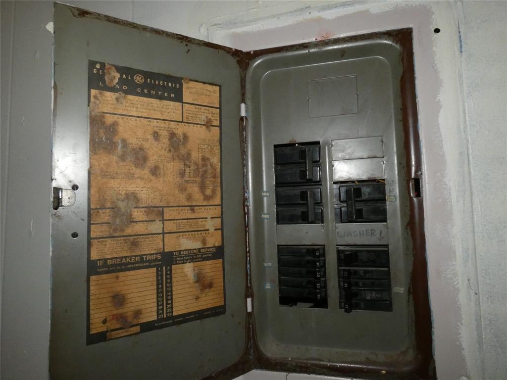 82 Tortuga Road Palm Springs, FL 33461 - Photo 14 of 17 a bathroom with a glass shower door and a window