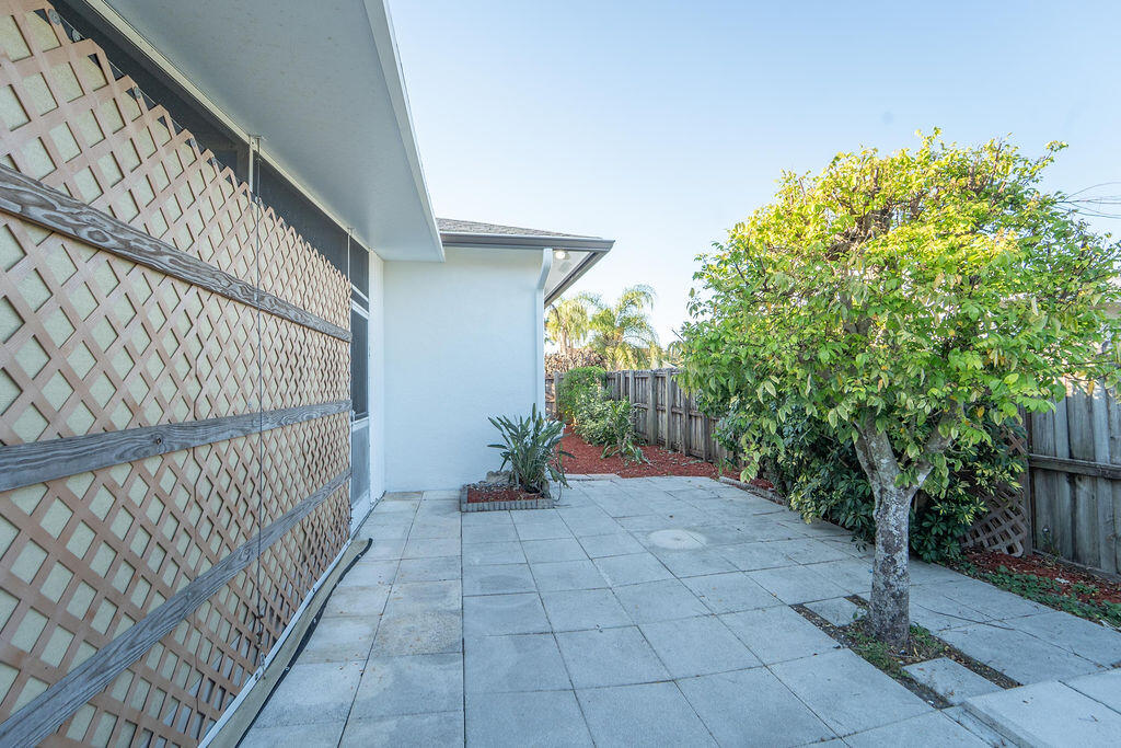 762 Southwest Ancona Road Port St. Lucie, FL 34953 - Photo 26 of 30 Extended Patio