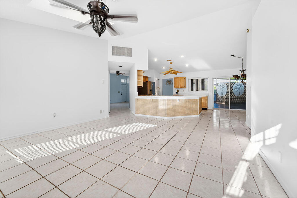 762 Southwest Ancona Road Port St. Lucie, FL 34953 - Photo 5 of 30 Family Kitchen