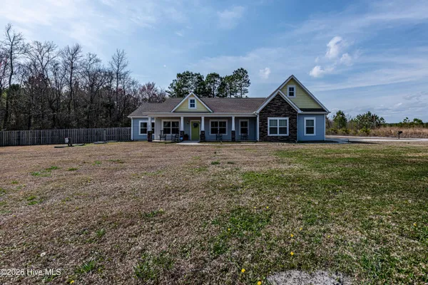 $695,000 | 105 Nautical Wave Road, Hubert, NC 28539