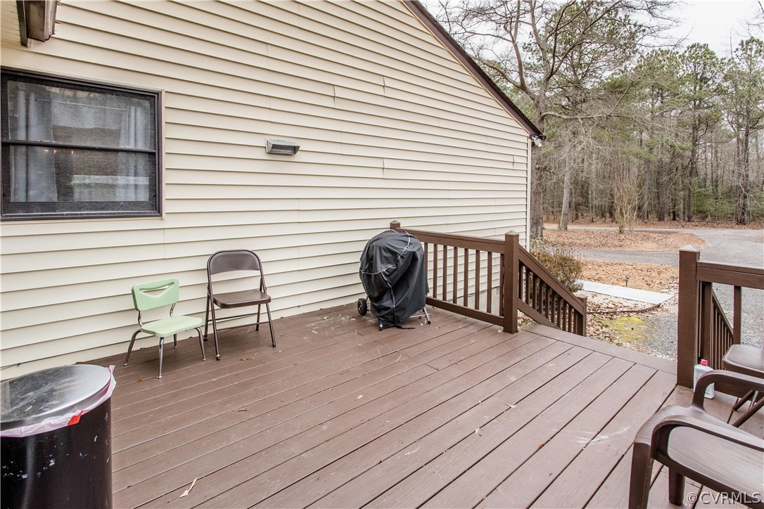 15890 Templeton Road Disputanta, VA 23842 - Photo 12 of 44 Large Deck