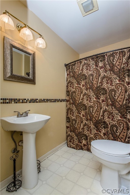 15890 Templeton Road Disputanta, VA 23842 - Photo 32 of 44 Full bathroom