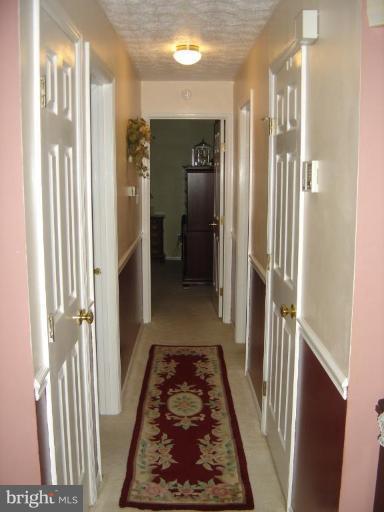 667 Deering Road, Unit 3K Pasadena, MD 21122 - Photo 11 of 15 Hallway
