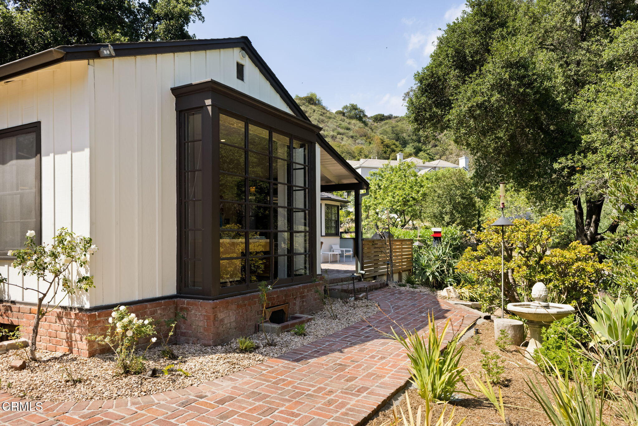 1555 Scenic Drive Pasadena, CA 91103 - Photo 41 of 50 48-web-or-mls-1555-scenic-dr