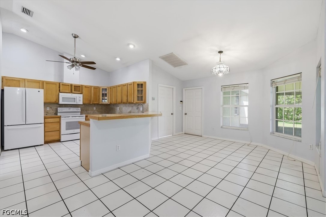 4530 Springview Circle LaBelle, FL 33935 - Photo 13 of 46 Gallery Image 13