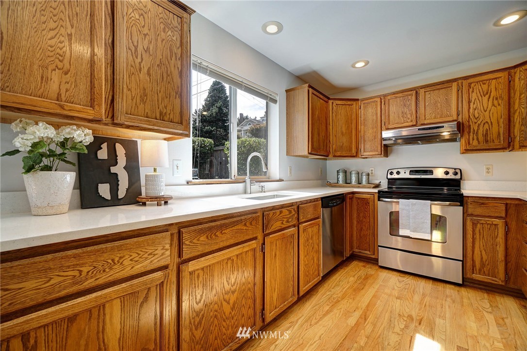 703 North 60th Street Seattle, WA 98103 - Photo 15 of 35 Gallery Image 15