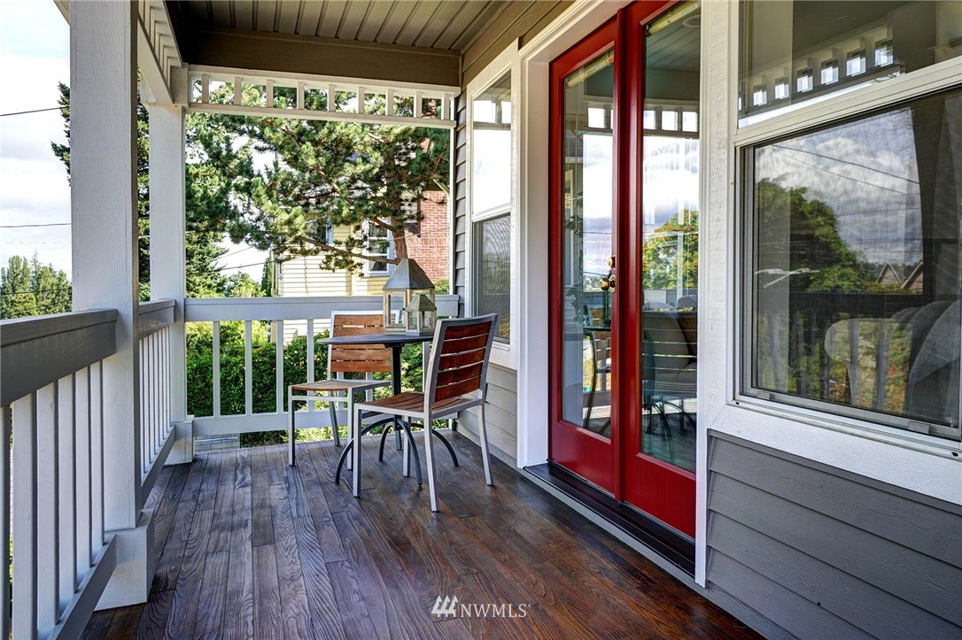 703 North 60th Street Seattle, WA 98103 - Photo 5 of 35 Gallery Image 5