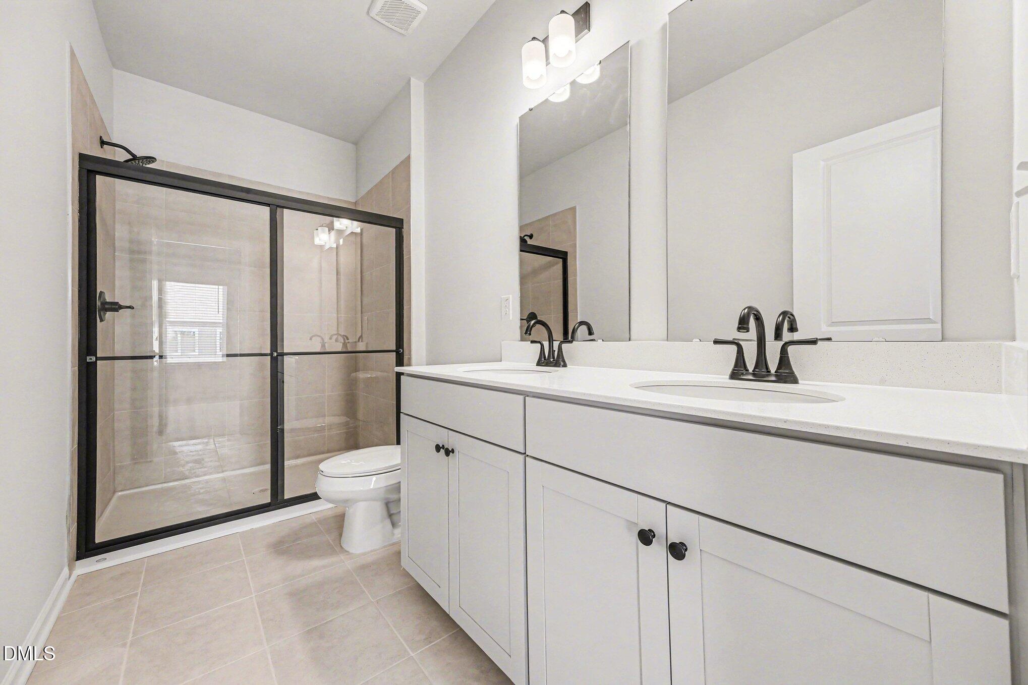 724 Orch Vista Circle Raleigh, NC 27606 - Photo 10 of 18 010_file_6741