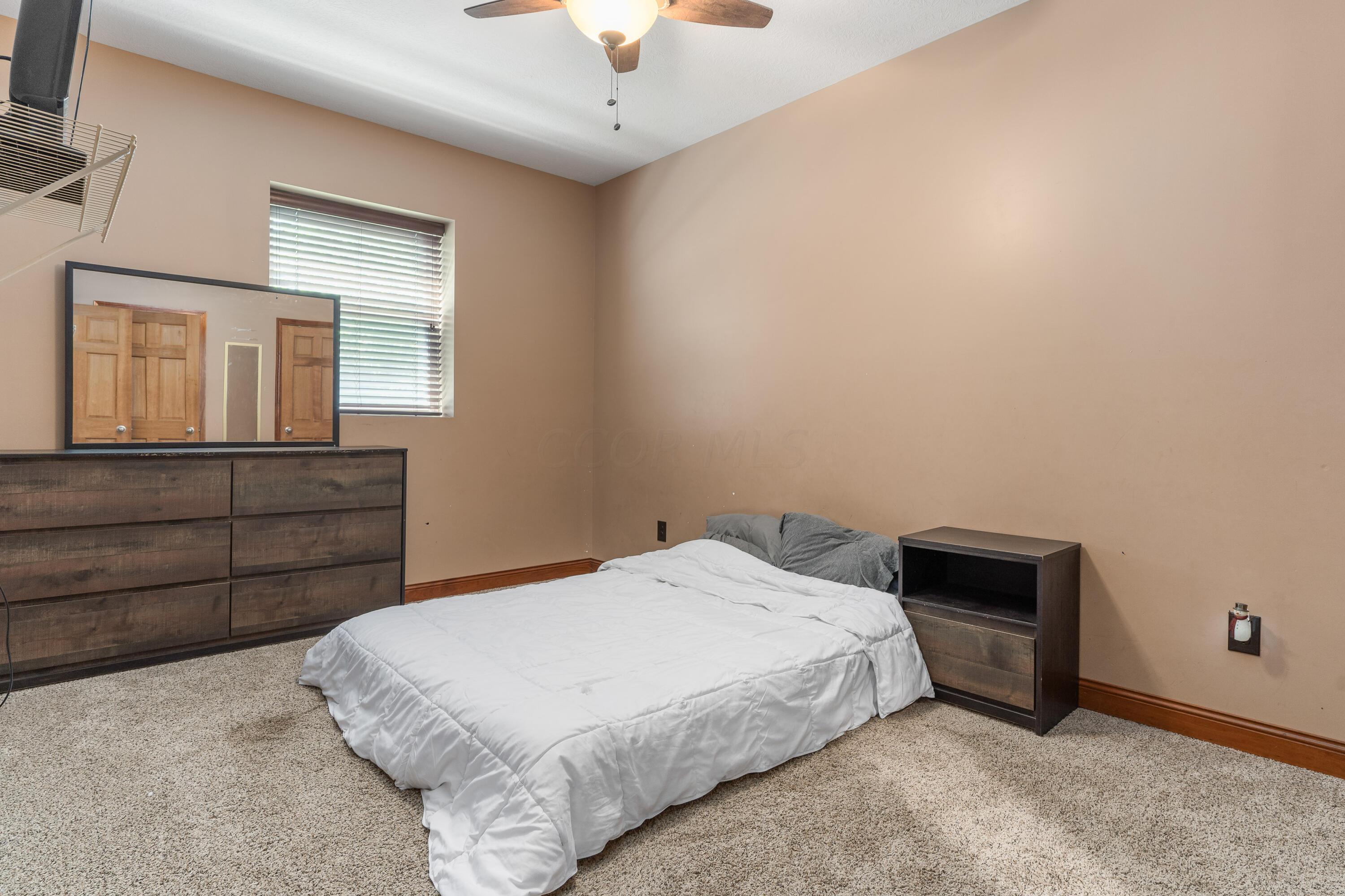 1691 Dyer Road Grove City, OH 43123 - Photo 76 of 108 Bedroom in Apartment