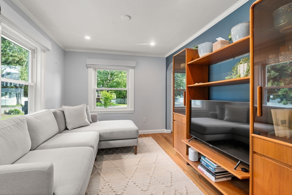 11 Netta Road Dedham, MA 02026 - Photo 14 of 27 Gallery Image 14