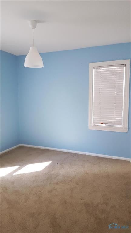 2102 Mansfield Road Toledo, OH 43613 - Photo 16 of 25 Bedroom 2