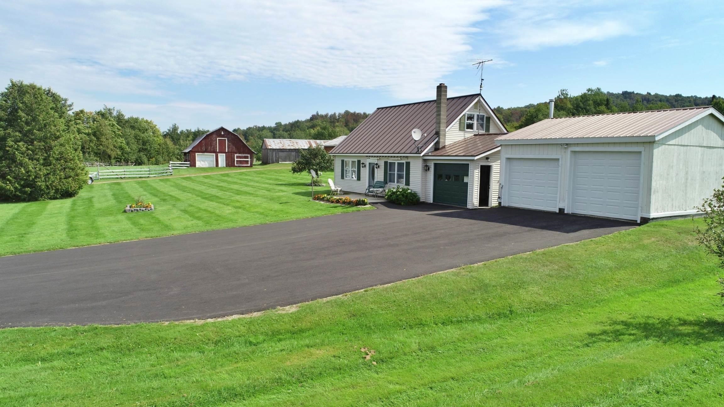 2015 Creek Road Albany, VT 05845 - Photo 2 of 40