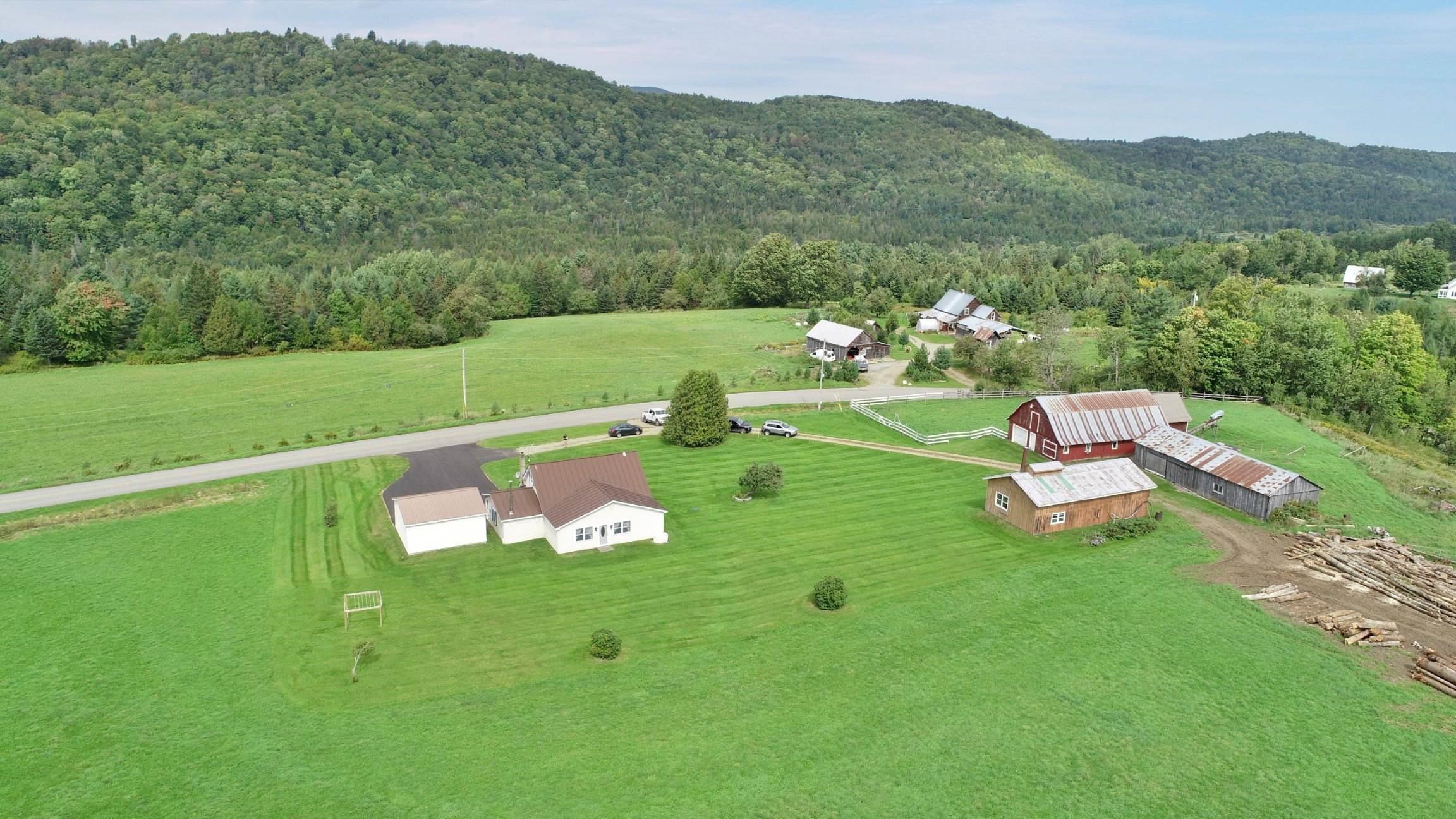 2015 Creek Road Albany, VT 05845 - Photo 11 of 40