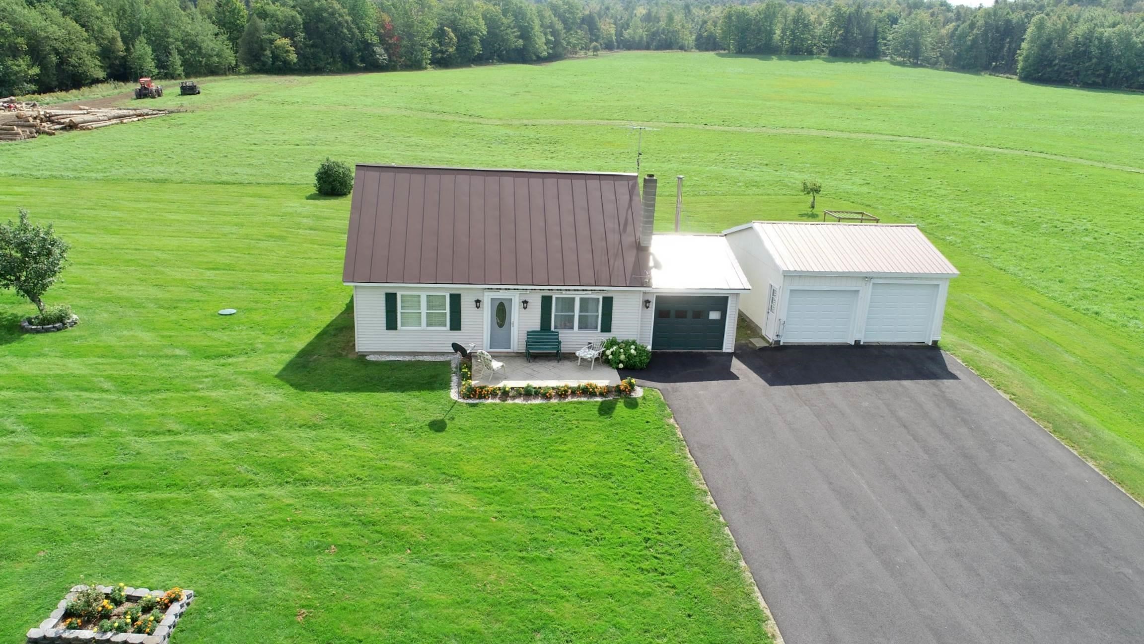 2015 Creek Road Albany, VT 05845 - Photo 12 of 40