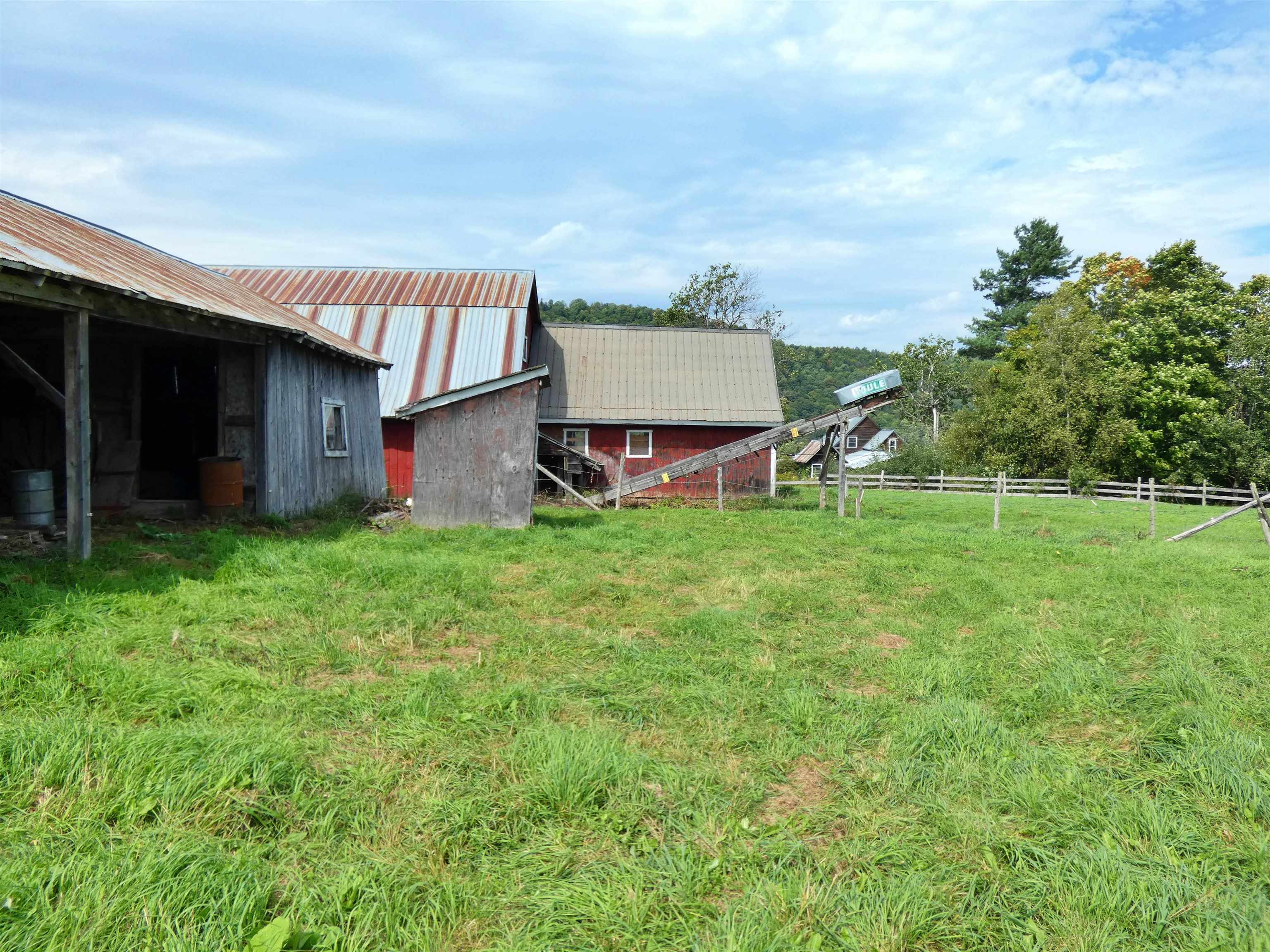 2015 Creek Road Albany, VT 05845 - Photo 24 of 40