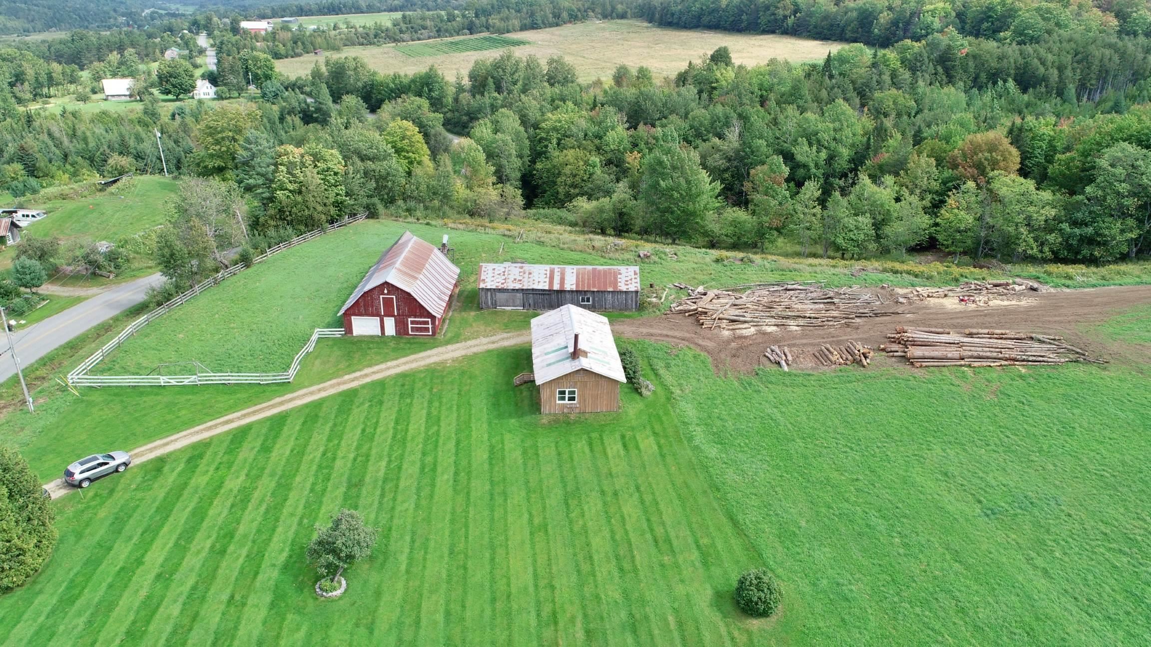 2015 Creek Road Albany, VT 05845 - Photo 8 of 40