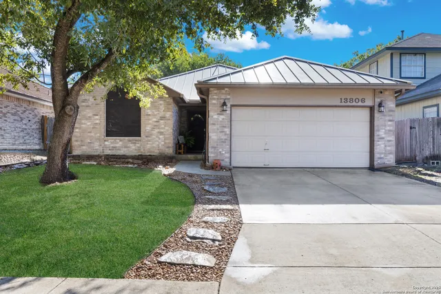 $275,000 | 13806 Fairway Crest, San Antonio, TX 78217