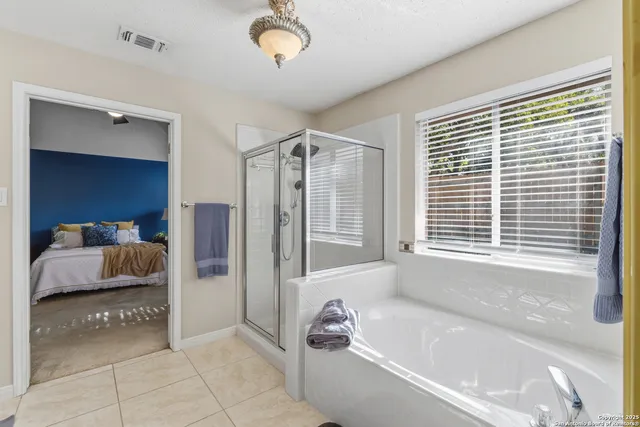 $275,000 | 13806 Fairway Crest, San Antonio, TX 78217