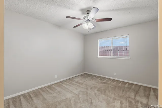 $275,000 | 13806 Fairway Crest, San Antonio, TX 78217