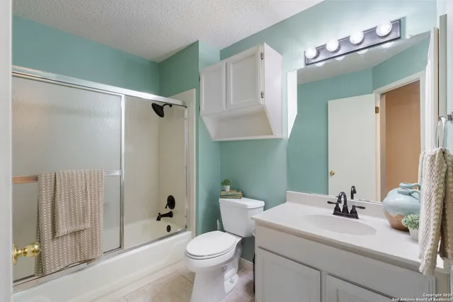 $275,000 | 13806 Fairway Crest, San Antonio, TX 78217