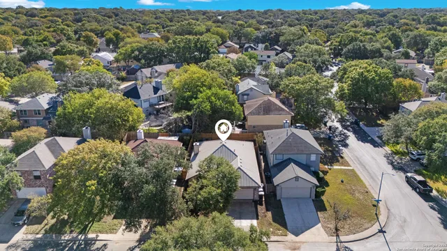 $275,000 | 13806 Fairway Crest, San Antonio, TX 78217