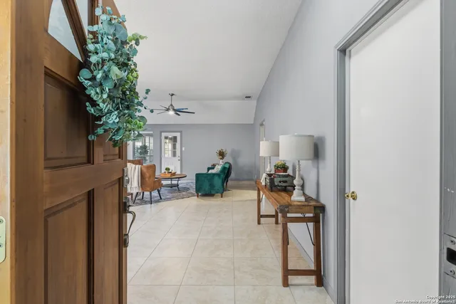$275,000 | 13806 Fairway Crest, San Antonio, TX 78217