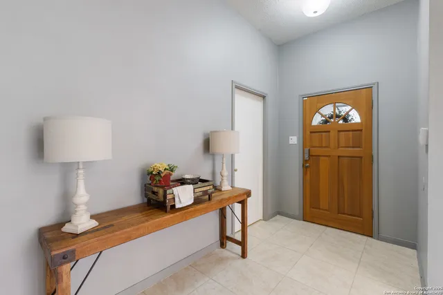$275,000 | 13806 Fairway Crest, San Antonio, TX 78217