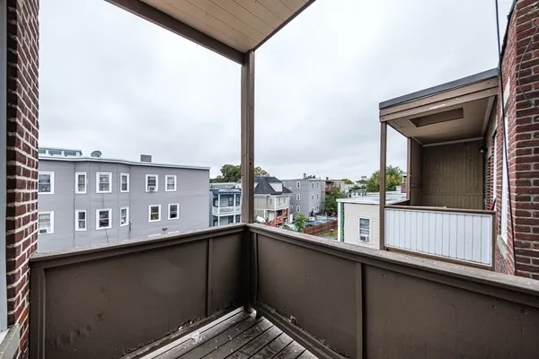 $1,950 | 51 Shurtleff Street, Unit 3, Chelsea, MA 02150