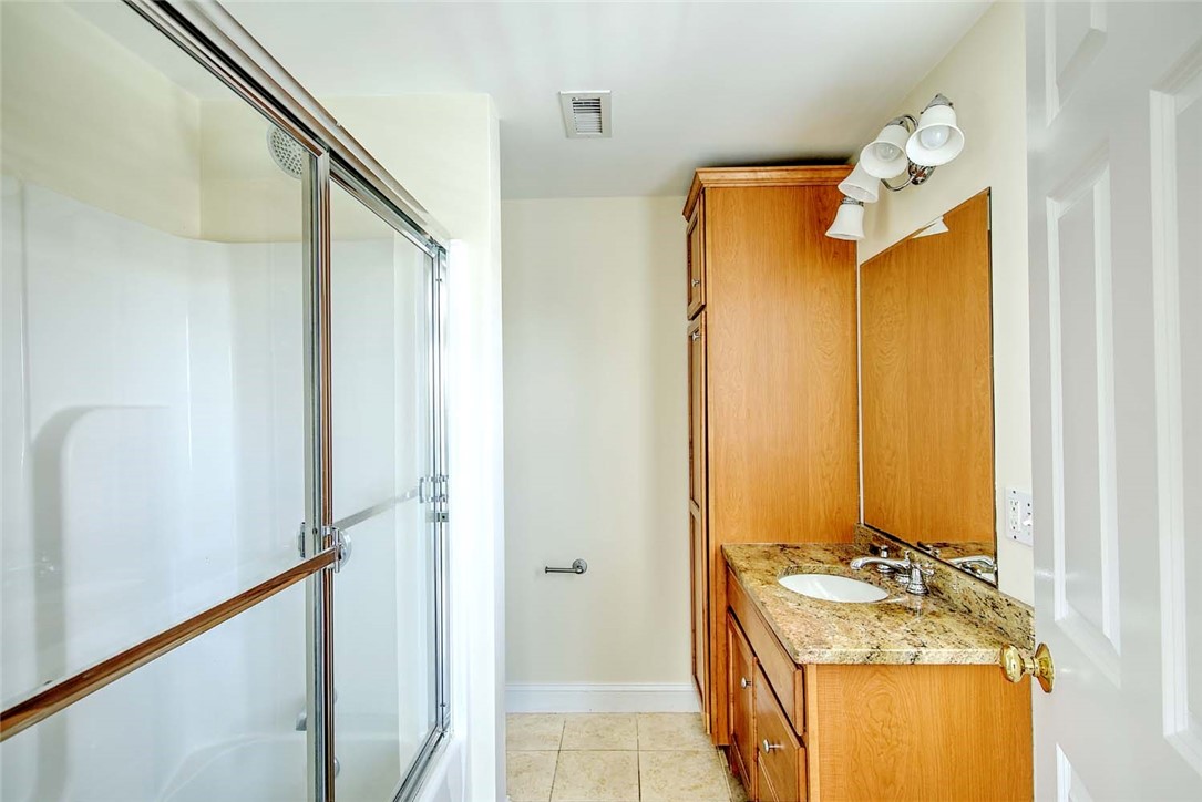 31 Garfield Avenue Bristol, RI 02809 - Photo 29 of 33 2nd floor