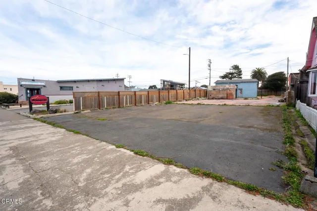 $320,000 | 530 North Main Street, Fort Bragg, CA 95437