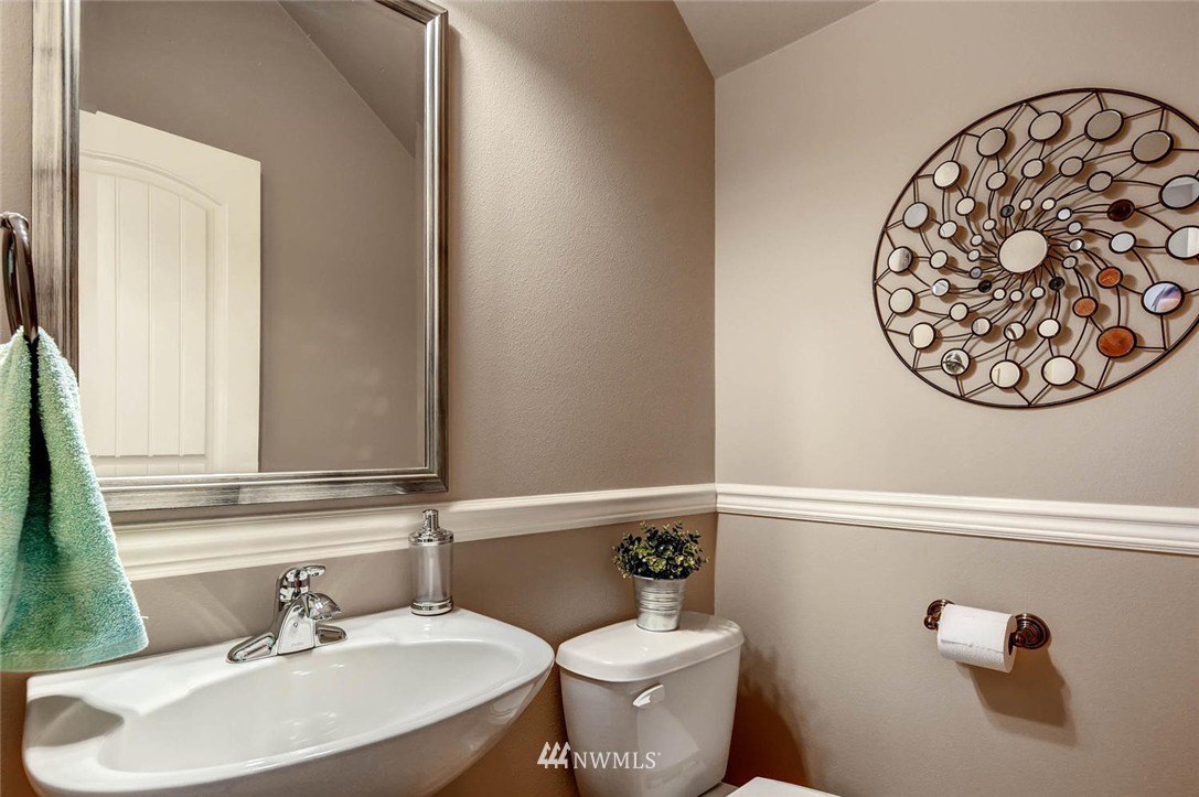 23430 8th Drive Southeast, Unit 16 Bothell, WA 98021 - Photo 18 of 25