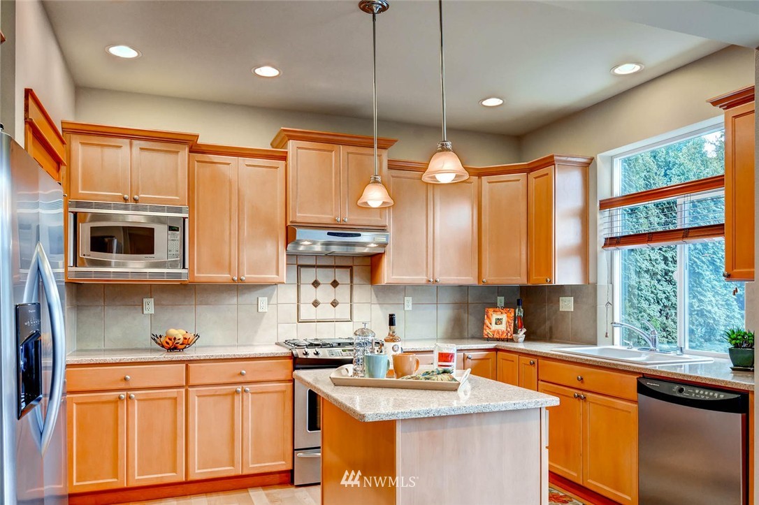 23430 8th Drive Southeast, Unit 16 Bothell, WA 98021 - Photo 6 of 25