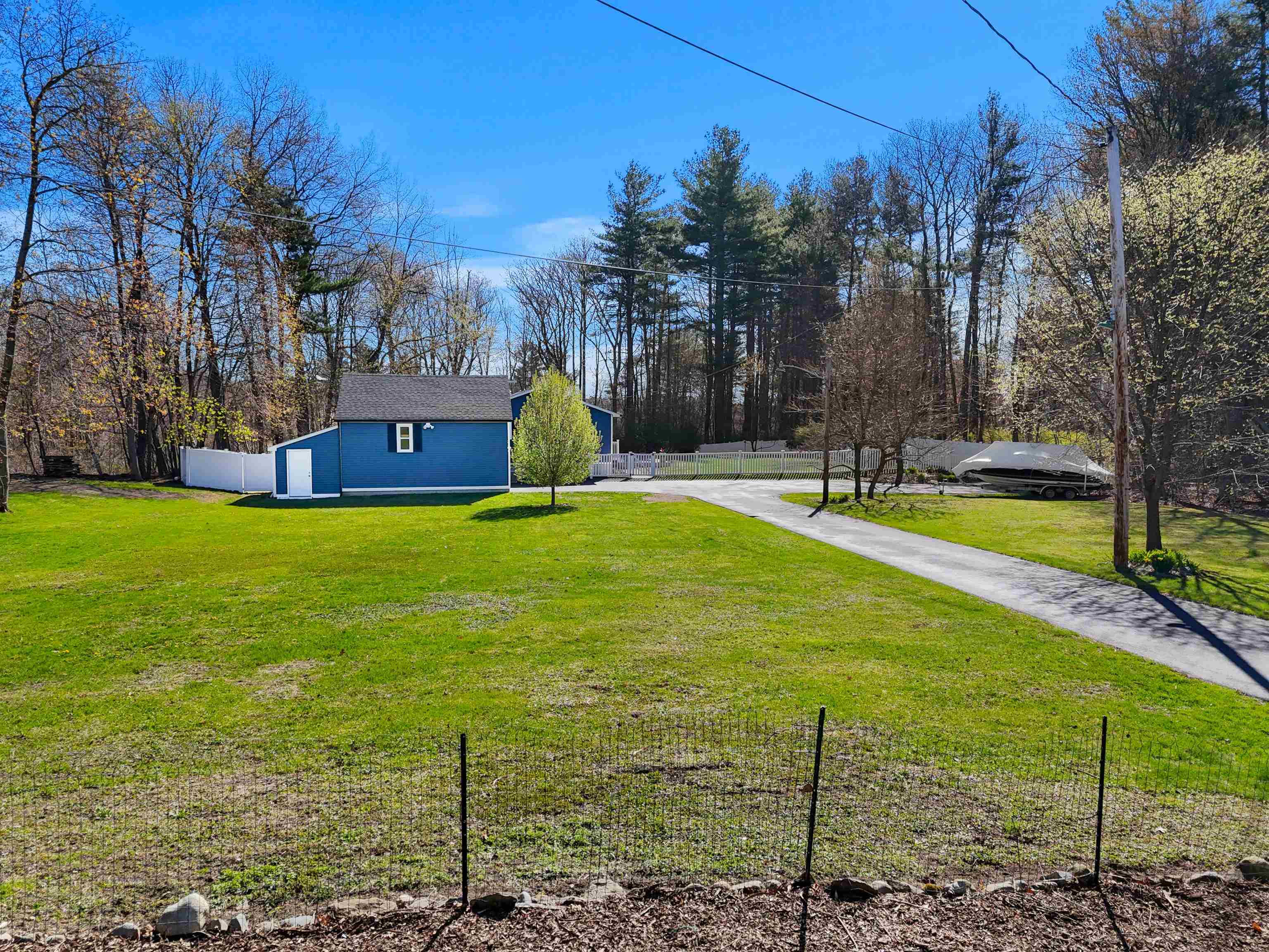 152 Dracut Road Hudson, NH 03051 - Photo 36 of 41