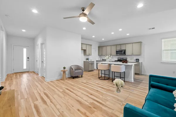 $325,000 | 293 Tequilana Pass, Leander, TX 78641