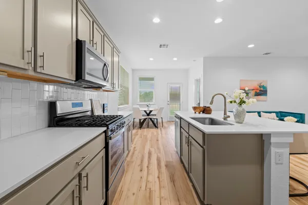 $325,000 | 293 Tequilana Pass, Leander, TX 78641