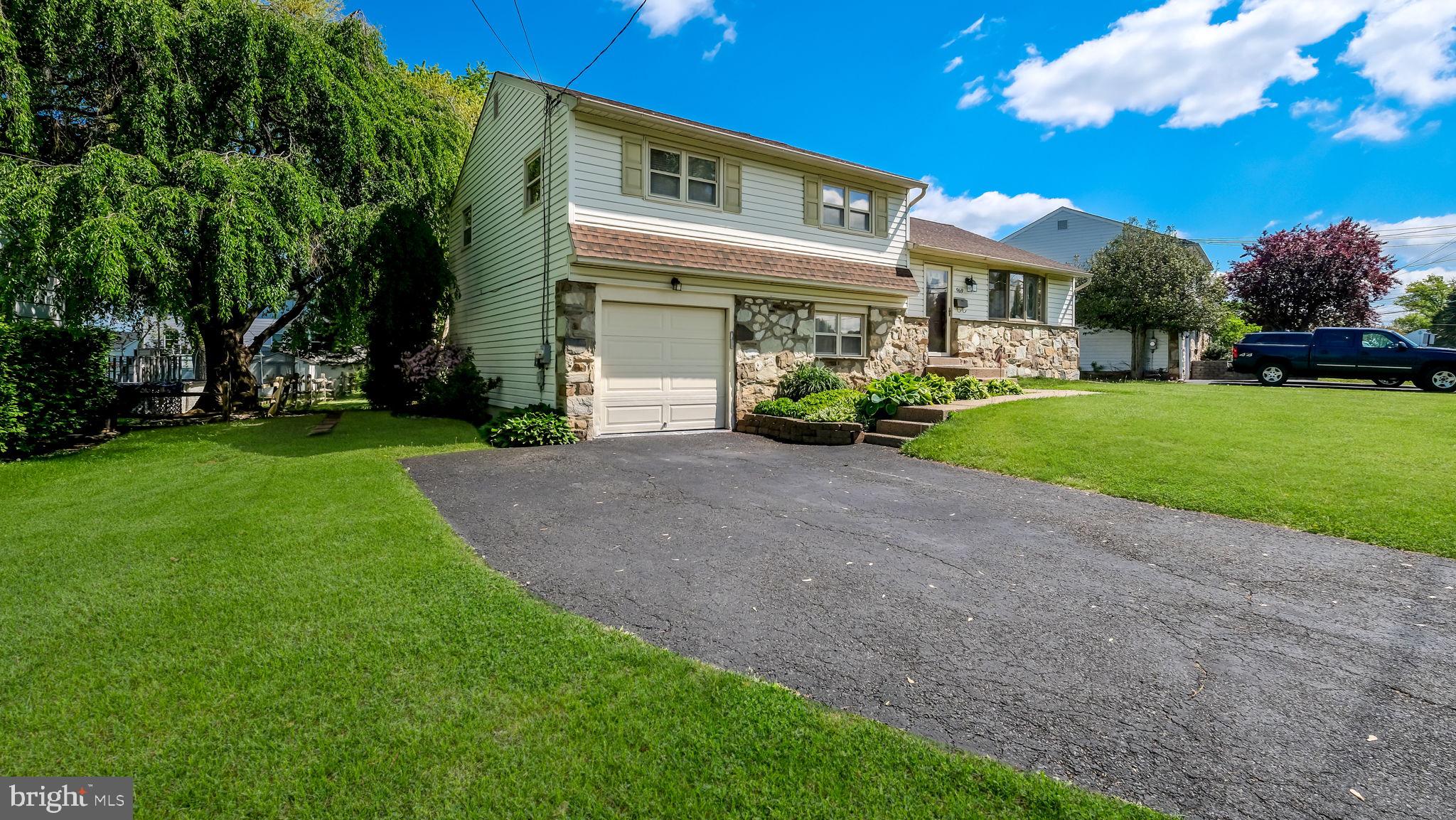 969 Marian Road Warminster, PA 18974 - Photo 2 of 21 Gallery Image 2