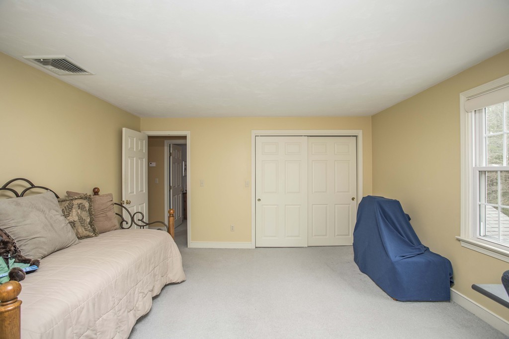 189 Ryder Road Rochester, MA 02770 - Photo 23 of 30