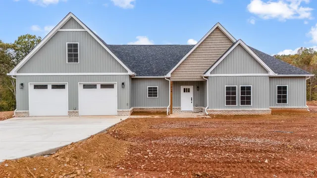 $560,000 | 11218 Leesville Road, Evington, VA 24550