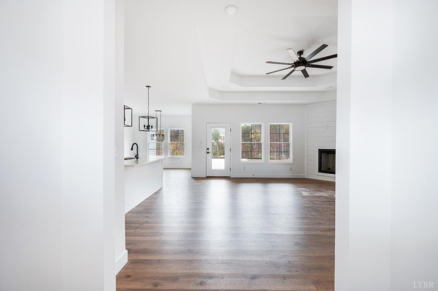 11218 Leesville Road Evington, VA 24550 - Photo 2 of 54