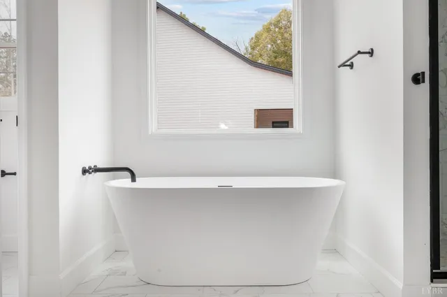 $560,000 | 11218 Leesville Road, Evington, VA 24550