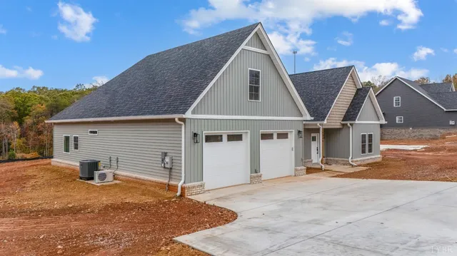 $560,000 | 11218 Leesville Road, Evington, VA 24550