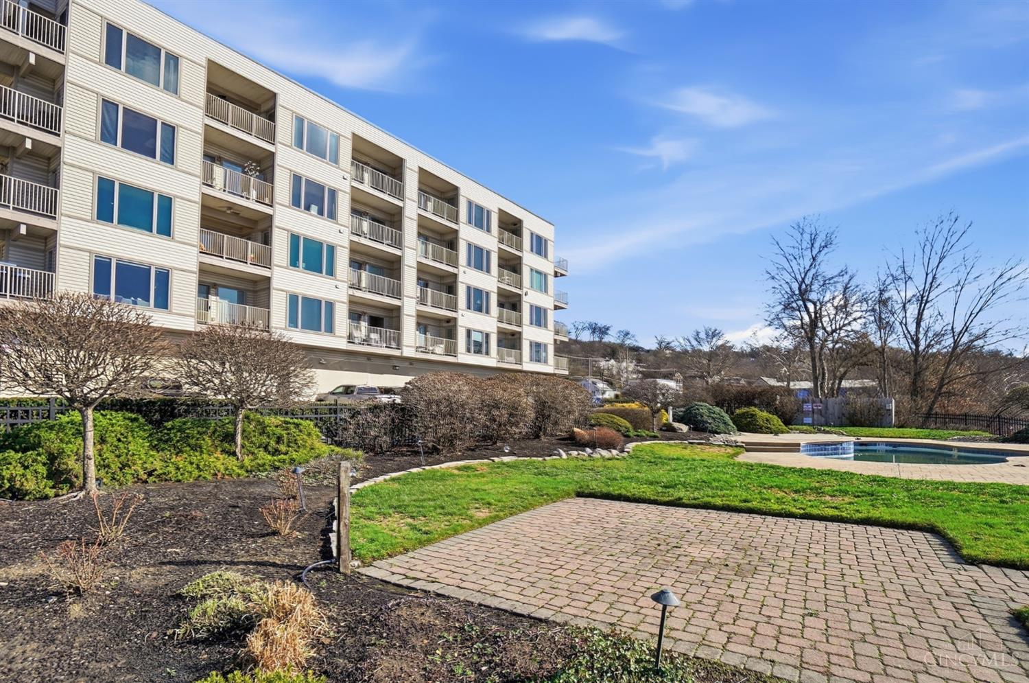2235 Riverside Drive, Unit 306 Cincinnati, OH 45202 - Photo 42 of 59