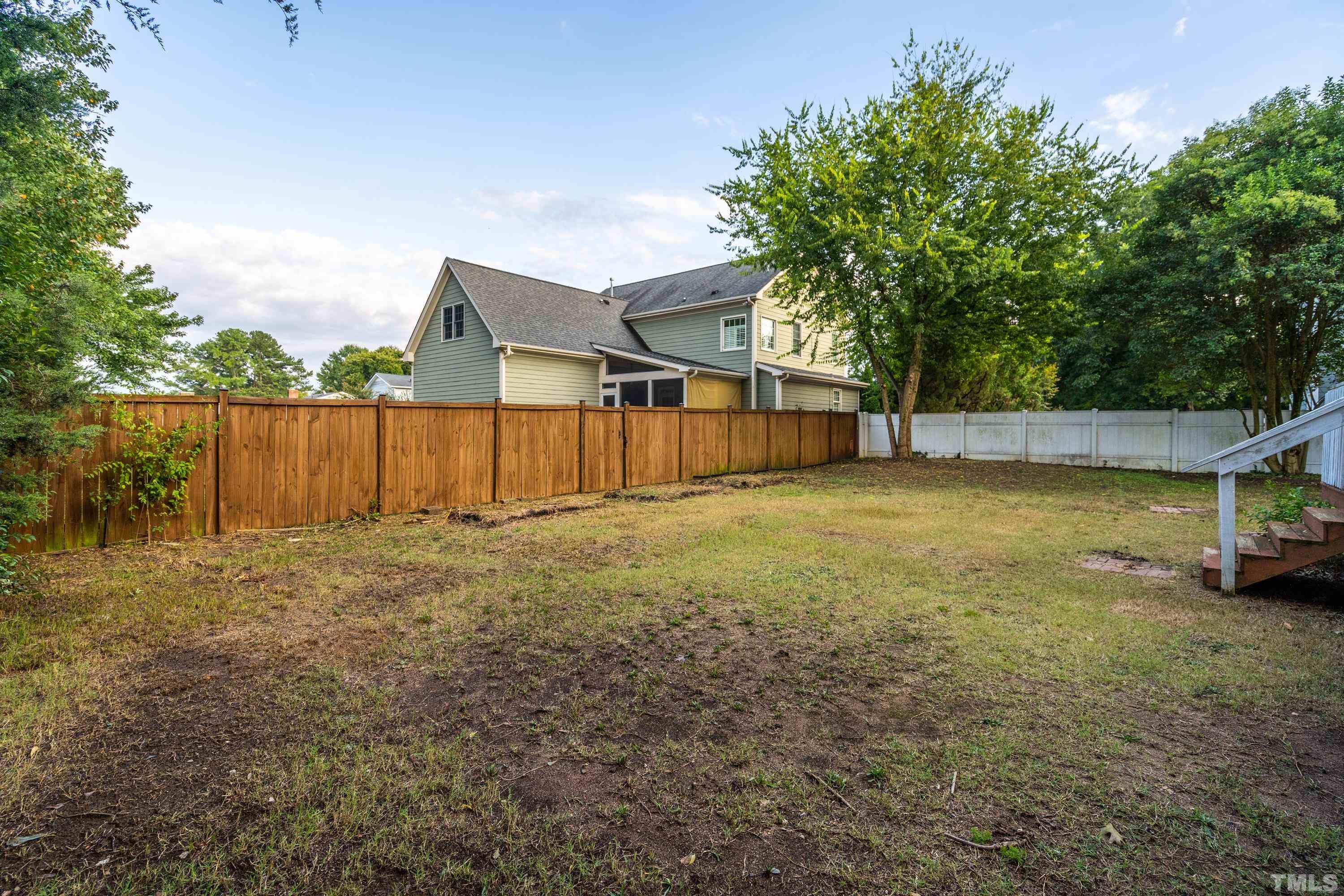 1624 Bennett Street Raleigh, NC 27604 - Photo 8 of 29
