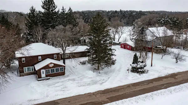 $299,900 | E2341 Danielson Road, Waupaca, WI 54981