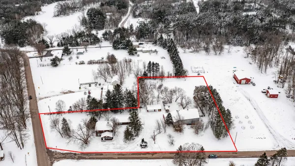 $299,900 | E2341 Danielson Road, Waupaca, WI 54981