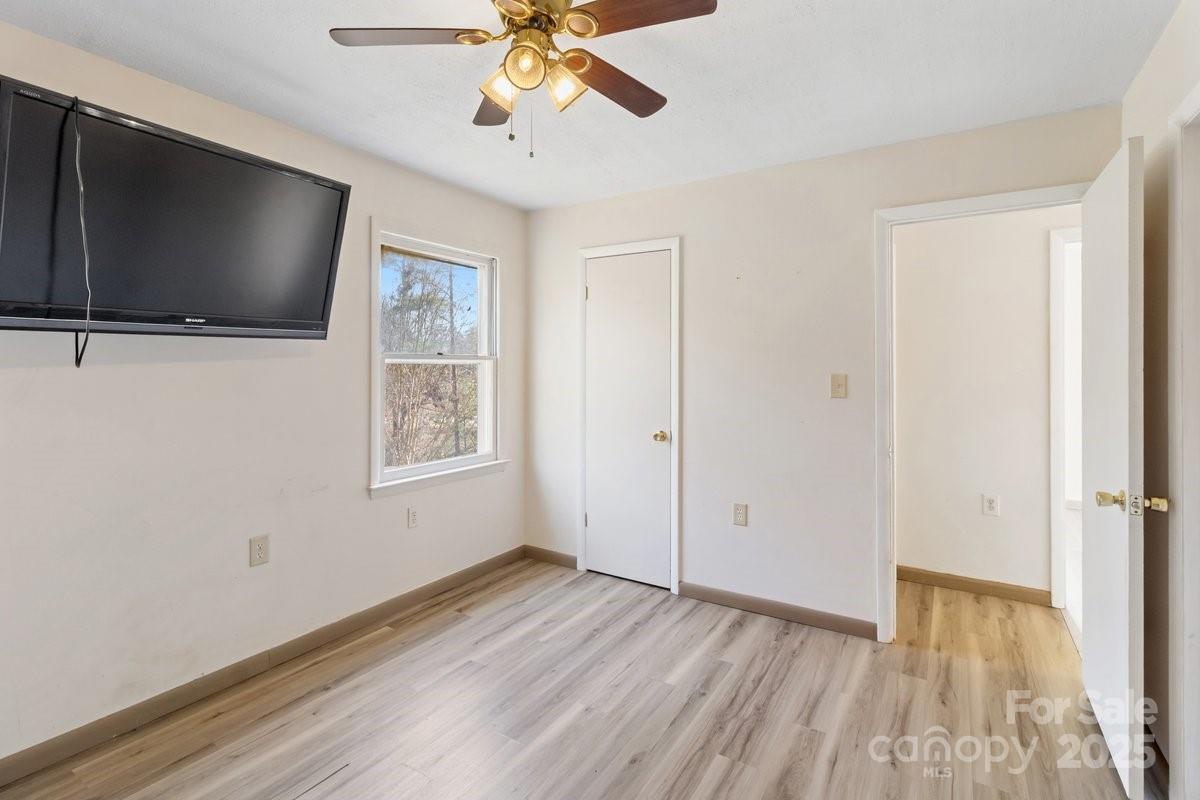 34 Scott Turn Mill Spring, NC 28756 - Photo 11 of 19 Gallery Image 11